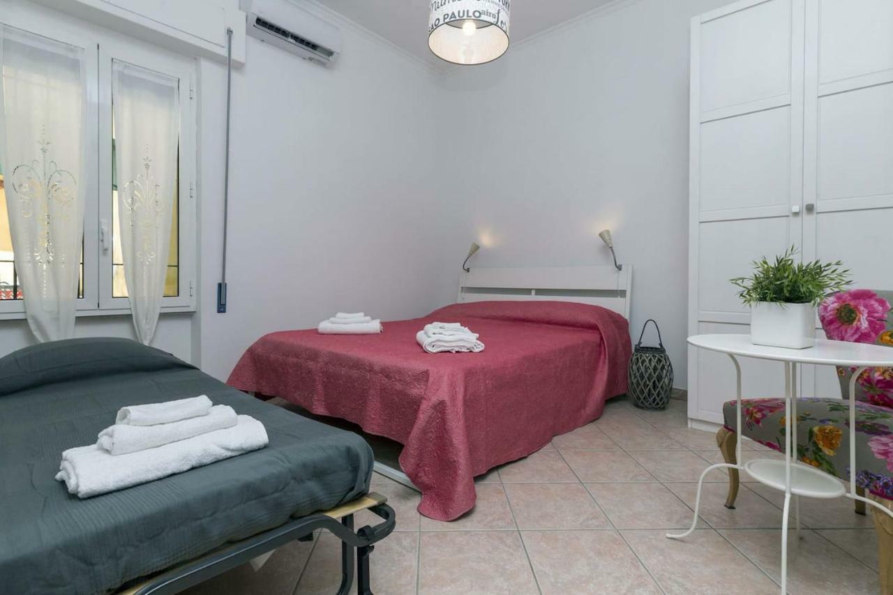 Il Cortiletto Di Via Tuscolana Apartment โรม ภายนอก รูปภาพ
