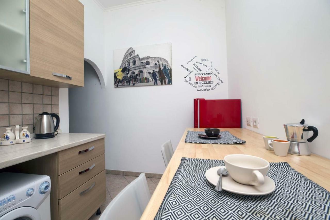 Il Cortiletto Di Via Tuscolana Apartment โรม ภายนอก รูปภาพ